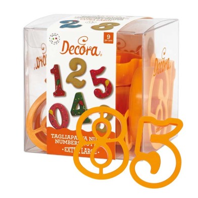 Πλαστικά Κουπάτ Μεγάλοι Αριθμοί Σετ 9 τμχ. της Decora 7,5 x 5εκ.