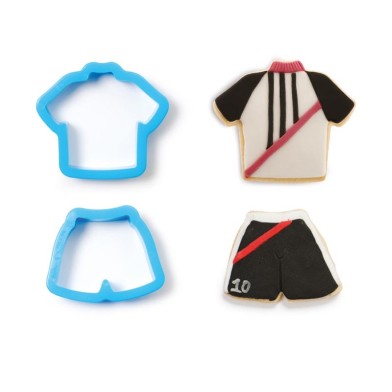 Set of 2 Plastic Cookie Cutters - T-Shirt and Pants 
