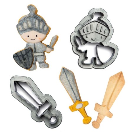 Knight Plastic Cookie Cutters Set of 2 by Decora Dim. 8-8,5cm
