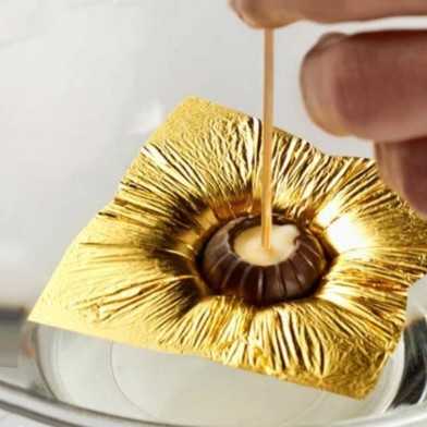 Edible Gold Transfer single Leaf 8x8cm. 22kt. Gold Chef