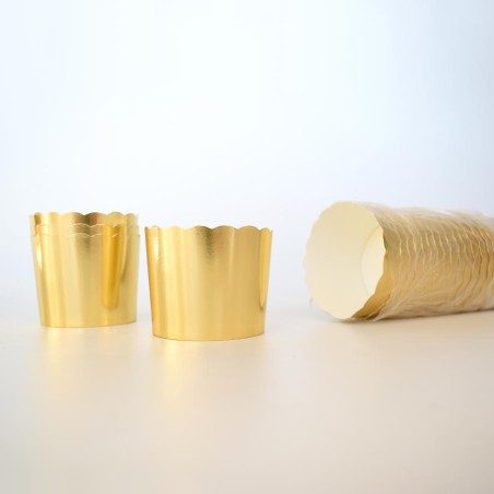 Gold Large Cupcake Paper Cups Base Diam. 6x, H5,5cm. 50pcs Laminated