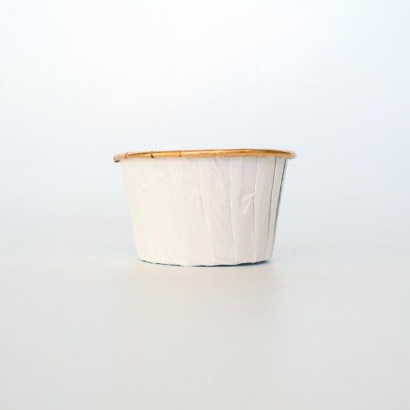 White Cupcake cases with Gold Foil inside Dim. Base 5cm, H3,8cm 25pcs