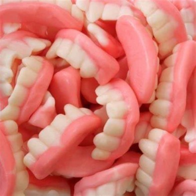 Dracula Teeth Gummies 90g