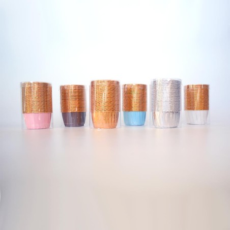 Silver Cupcake cases with Silver Foil inside Dim. Base 5cm, H3,8cm 25pcs