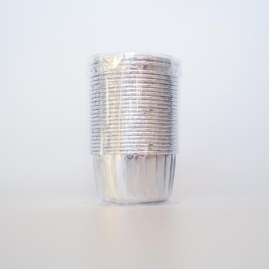 Silver Cupcake cases with Silver Foil inside Dim. Base 5cm, H3,8cm 25pcs