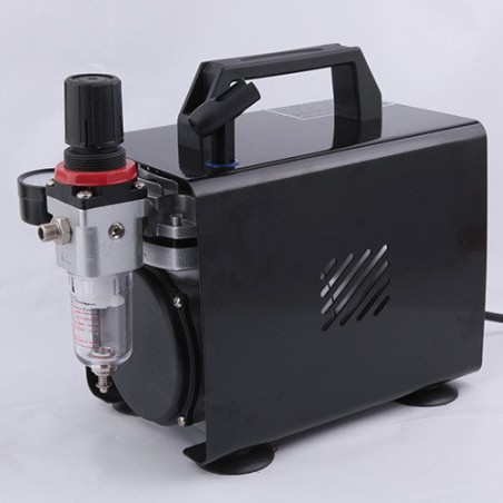 Piston Compressor for Airbrushing max.4 bar with black metal carrying case and airbrush holder