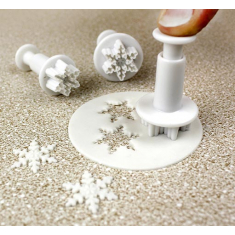 Mini Snowflake Plunger Cutters (Set 3)